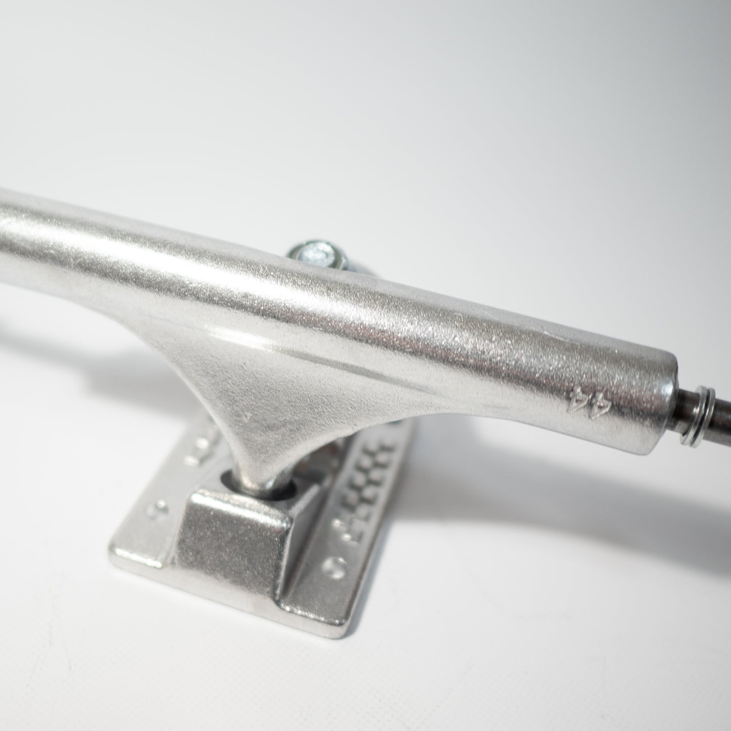 ACE TRUCKS(エース) CLASSIC 22・33・44 Hi