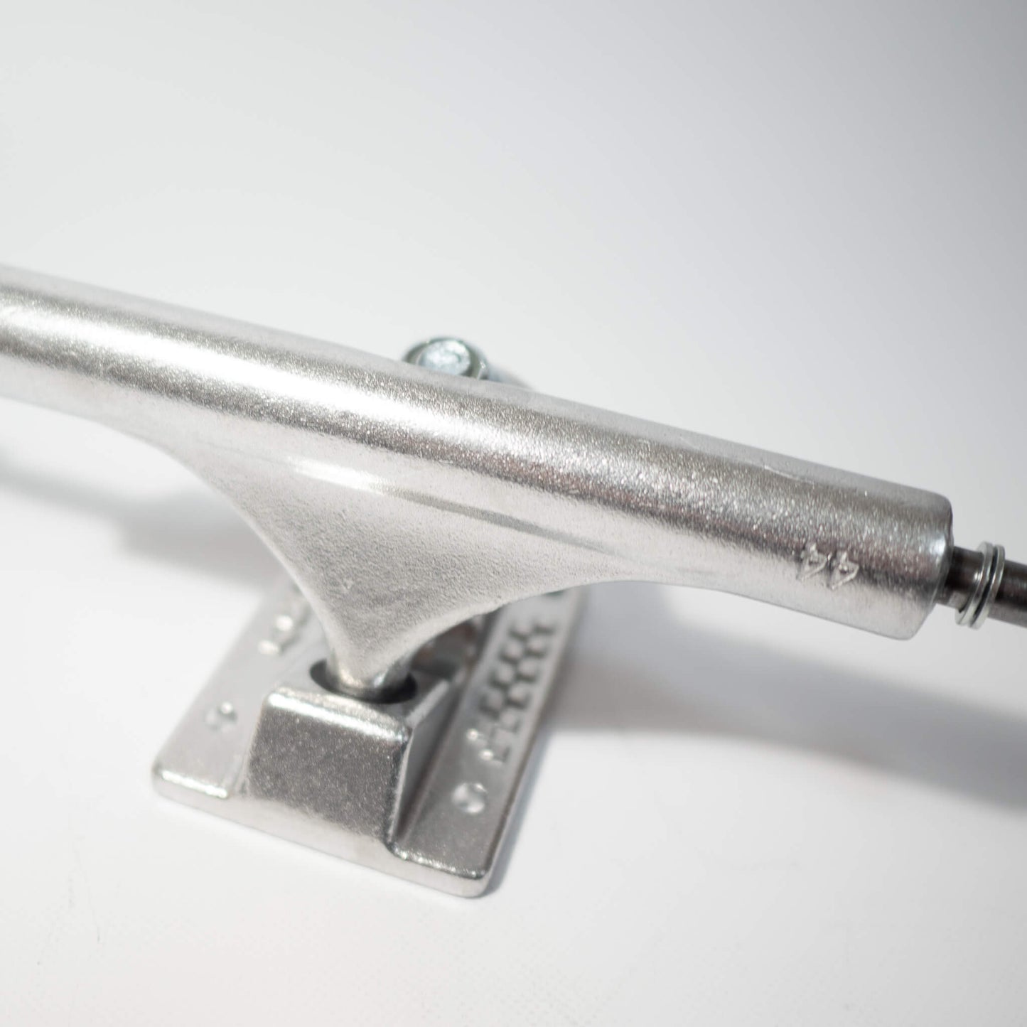 ACE TRUCKS（エース）のトラック CLASSIC 22/33/44 Hiの上部