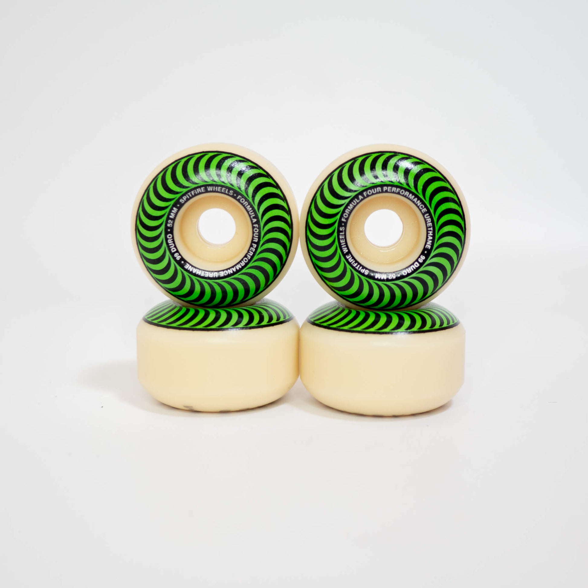 SPITFIREWHEELS（スピットファイアー）のウィール F4 99D CLASSICS 52mm（GREEN）のセット