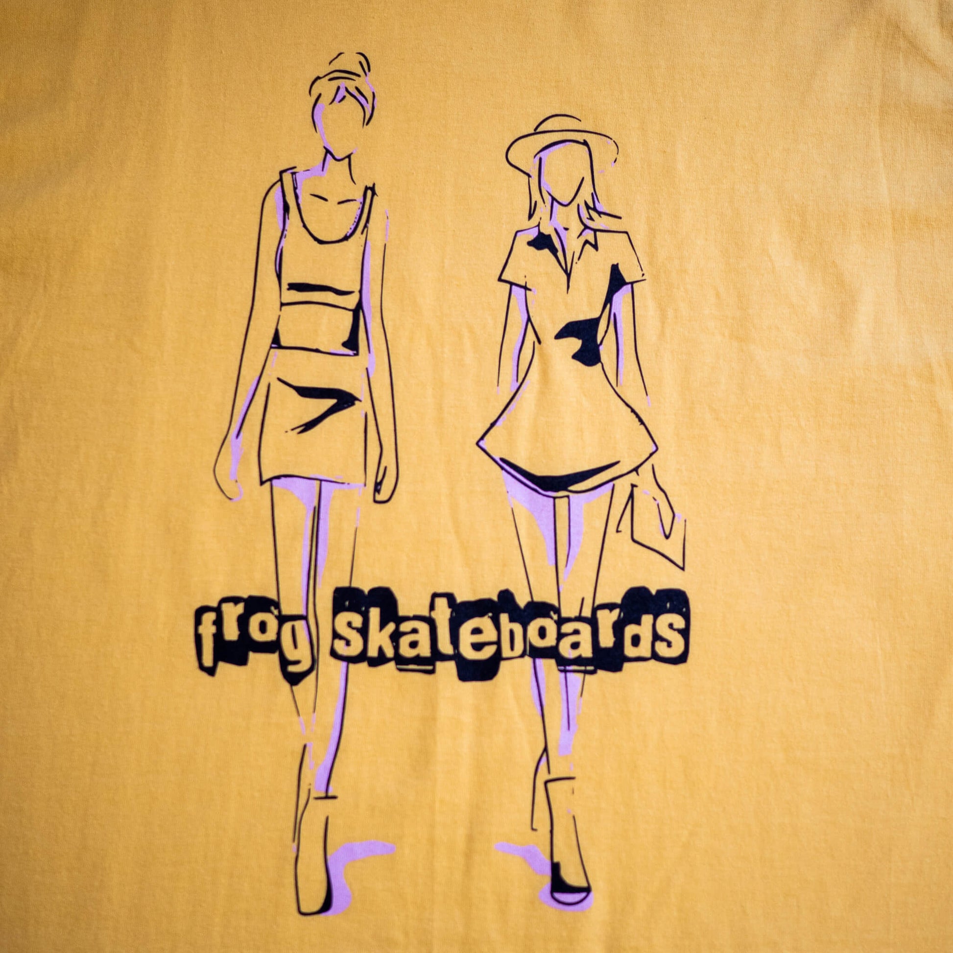 FROG SKATEBOARDS（フロッグ スケートボード）のアパレル GIRL BOSSES TEE YELLOWの前面プリント