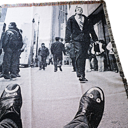 Polar Skate Co.（ポーラー スケートボード カンパニー）のブランケット Throw Blanket Happy Sad Black/white