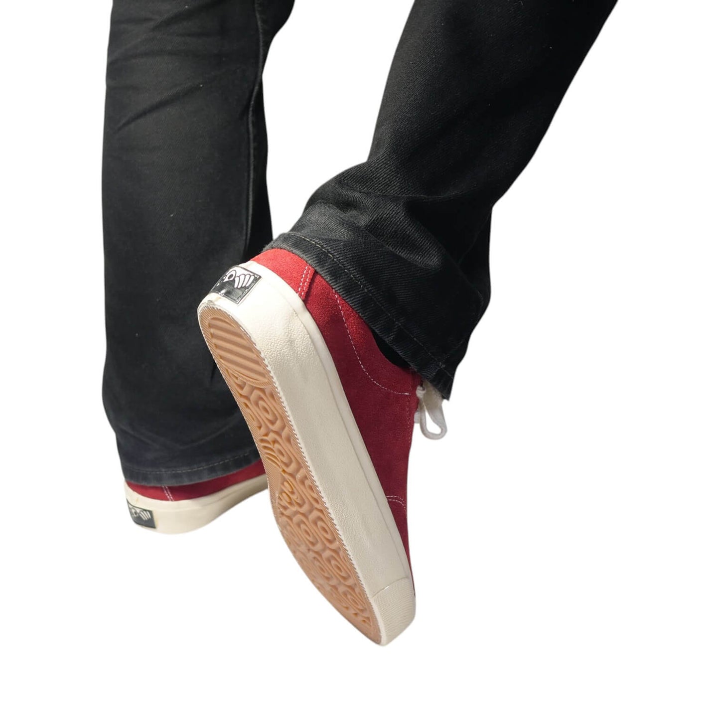 Last Resort AB（ラストリゾート エービー） のシューズVM003 SUEDE LO OLDRED/WHITEの着用後ろ画像